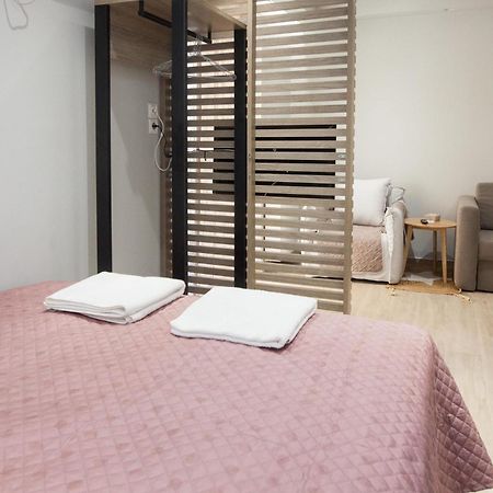 Petralona Gem Hotel-Style Studio With Balcony Athens Ngoại thất bức ảnh